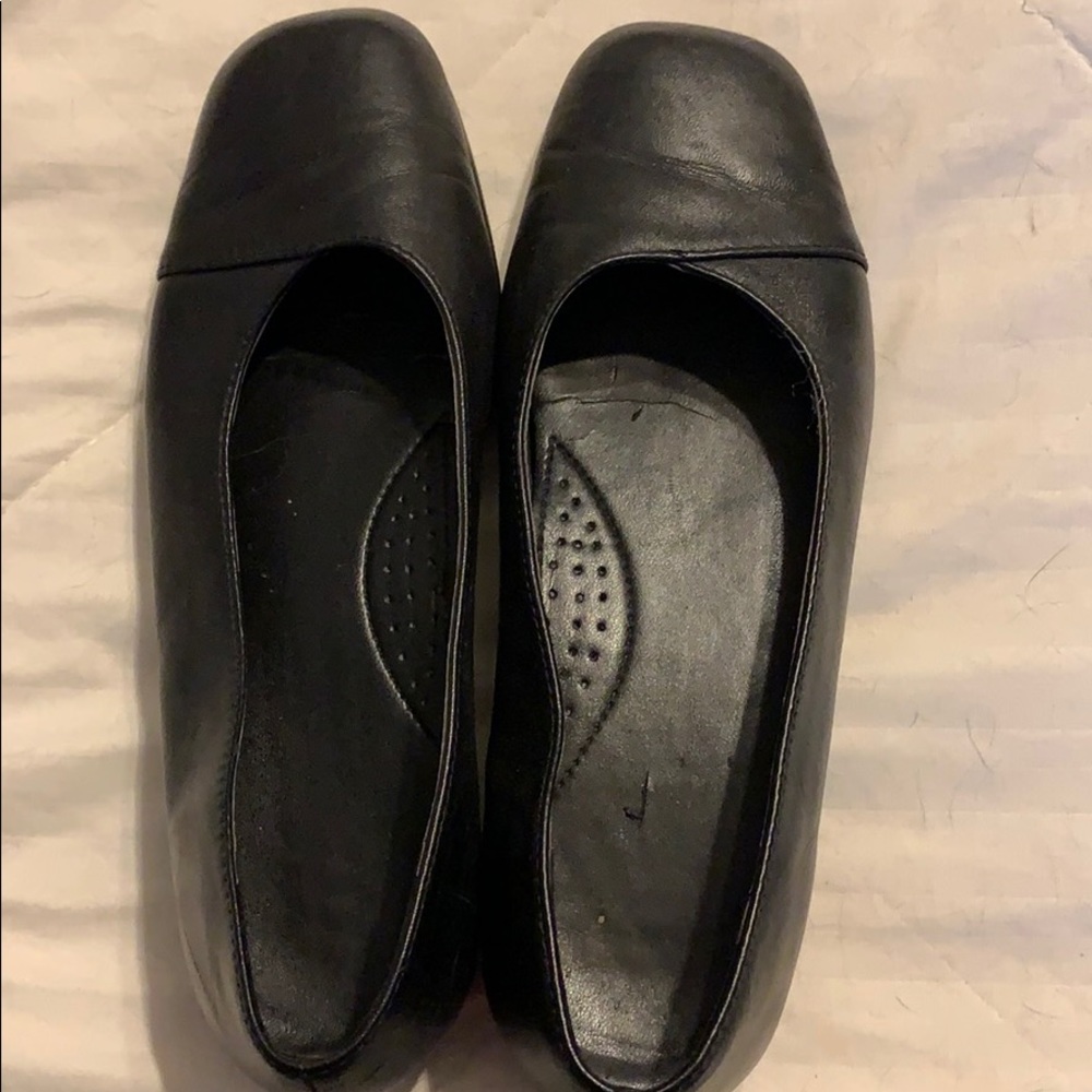 Shoes - Picture 1 of 1